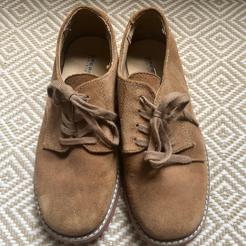 Sperry bucks size 3